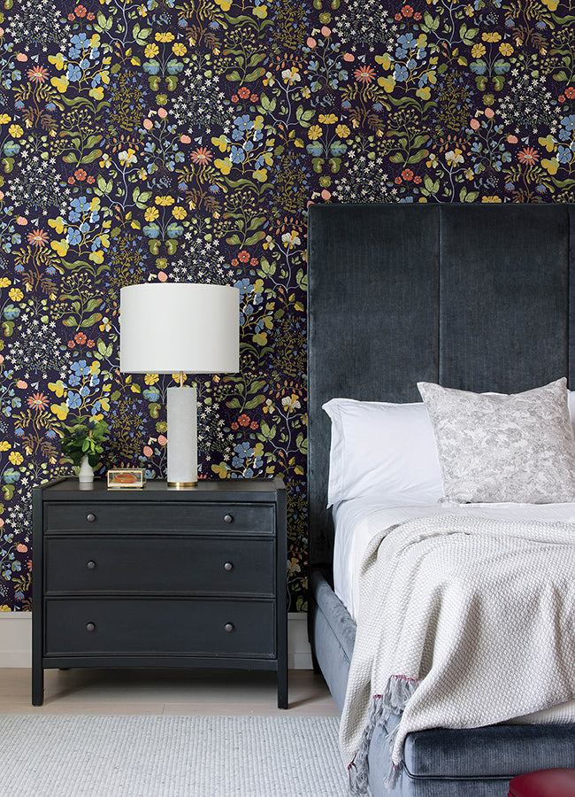 Groh Scandinavian Floral Wallpaper